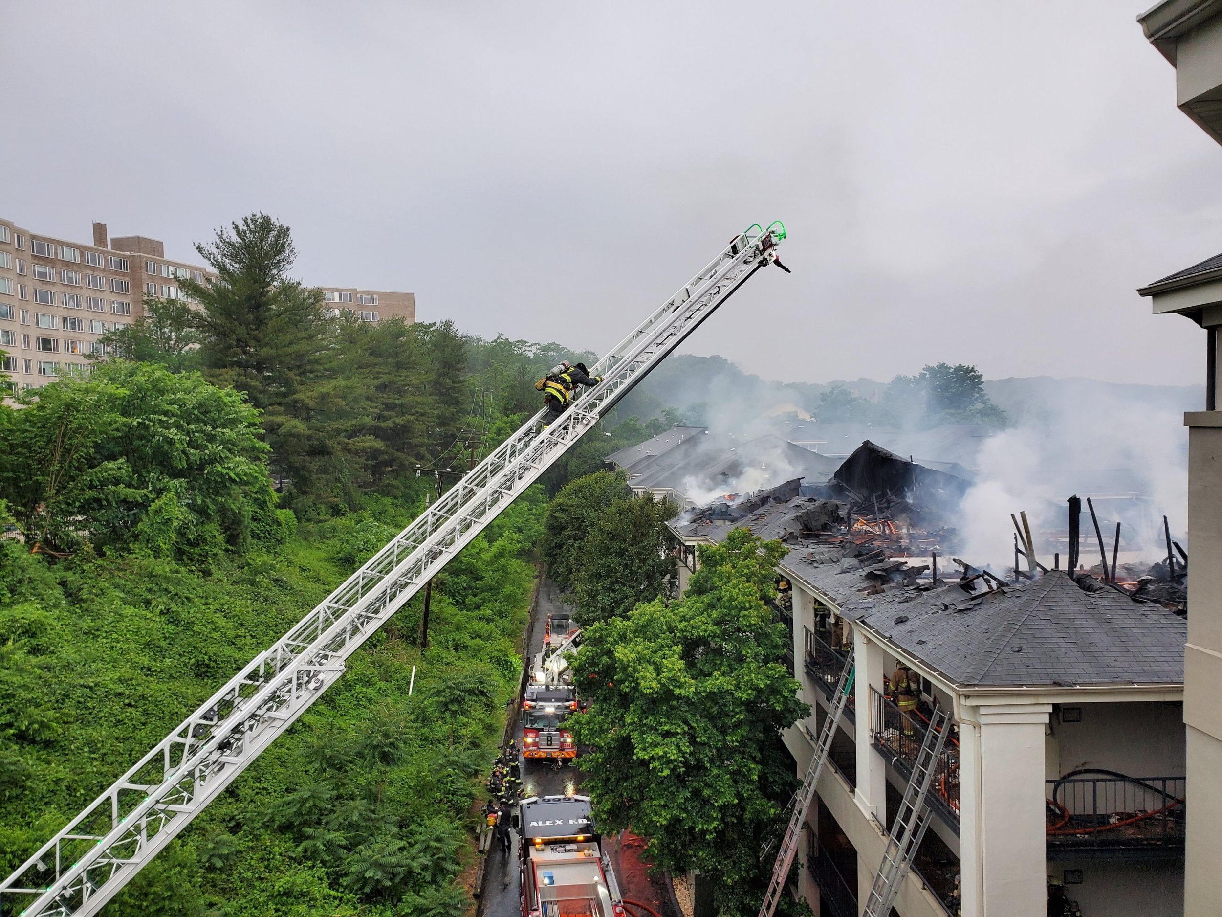  The block that caught on fire at my apartments 